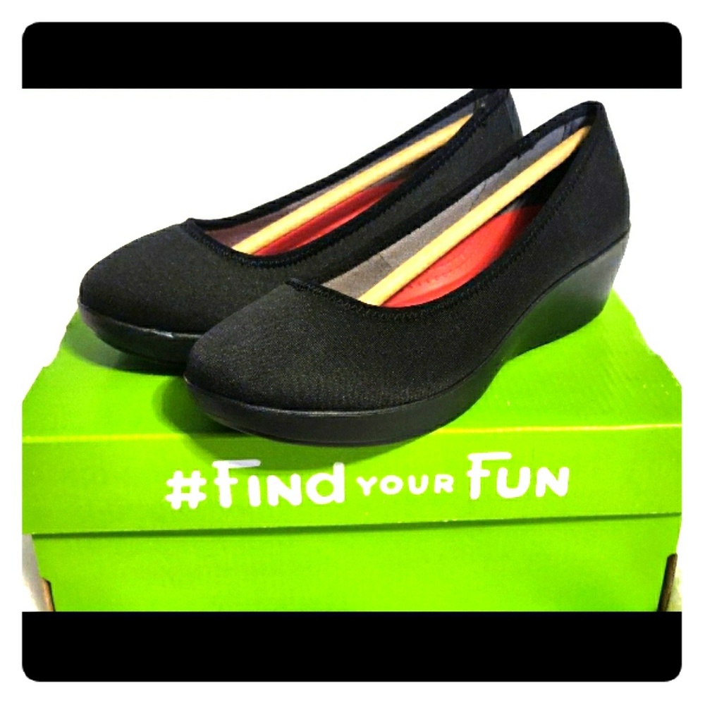 Crocs Ballet Wedge - new in box